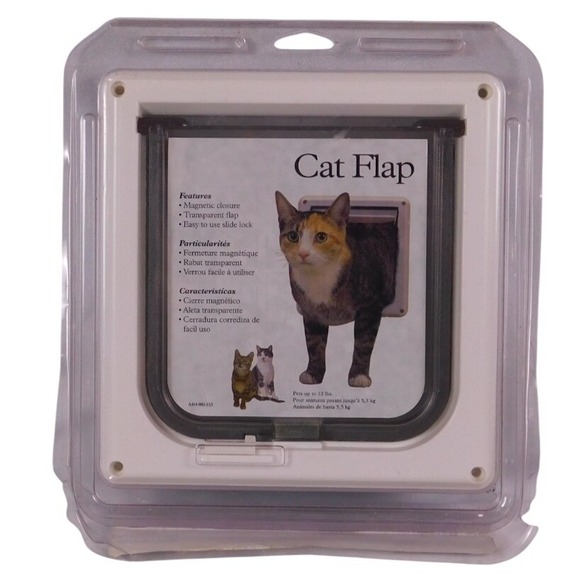 Cat Flap door By Pet Safe Magnetic Cat/Sm Dog Door With Lock Made In USA HG9-182 - Picture 1 of 4